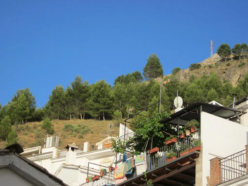 Apartamentos La Iruela 2 0*,  Spain