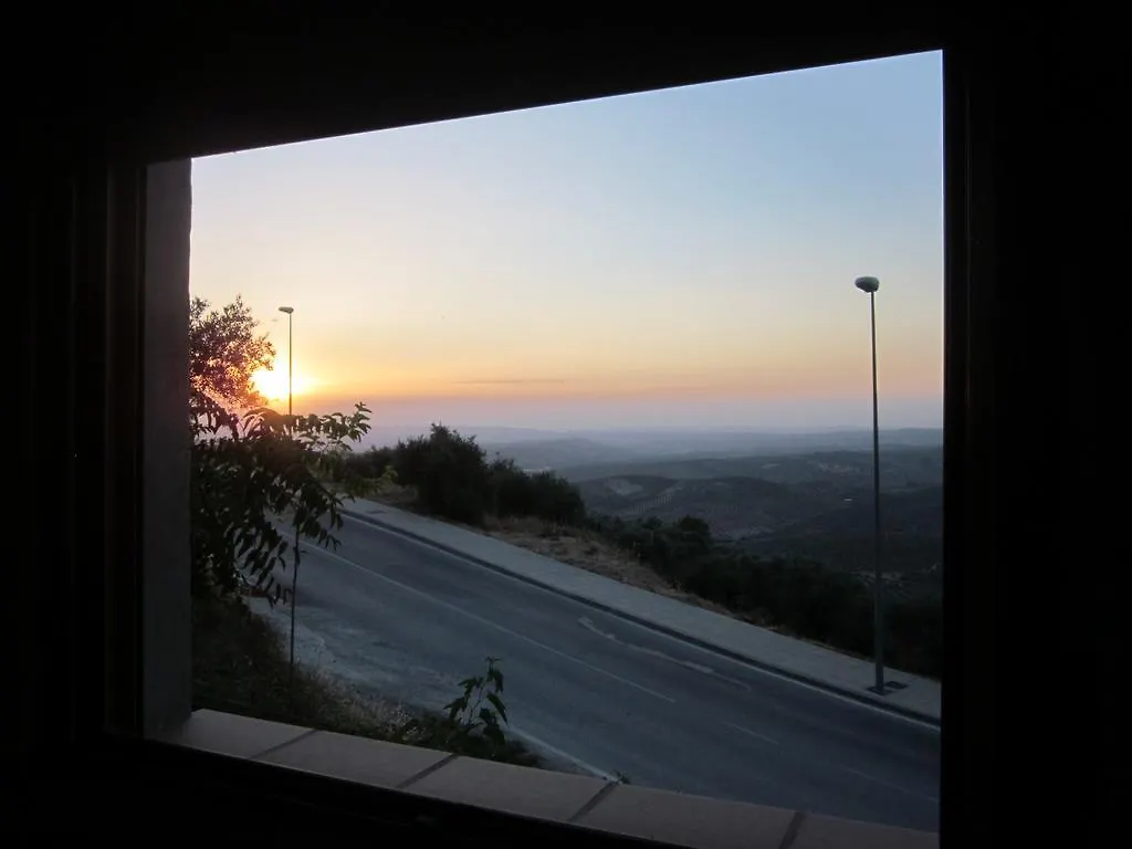 Apartamentos La Iruela 2 0*,